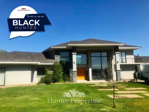Casa En Venta En Oferta De 5d 5b De 579 M2 En Unihue Talca