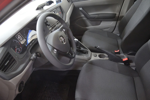 Volkswagen Nuevo Polo Trendline 1.6 110 Cv At // Pestelli