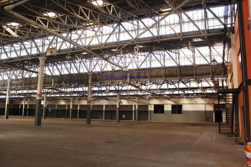 Imagem 3 de 28 de Galpão 17.000m², 03 Banheiros; Consiste Em Um Galpão De 7.800m², Outro Galpão De 7.000m², Um Edifício Com 1.820m² E Um Restaurante Com 630m² - 20082107 - 68408873