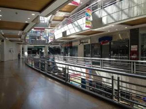 Imagen 2 de 3 de Local En Venta Mls #22-16596 - Laura Colarusso