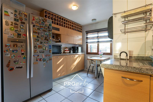 Hermosa Casa En Venta En Barrio La Hacienda