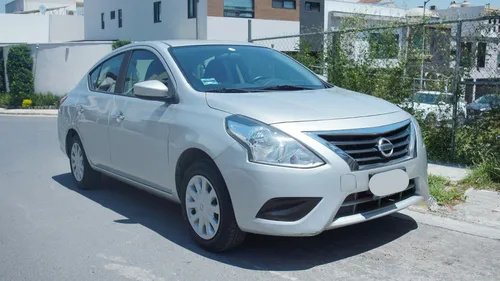Nissan Versa 1.6 Sense Mt