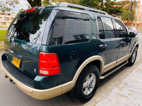 Ford Explorer Eddie Bauer Modelo 2005