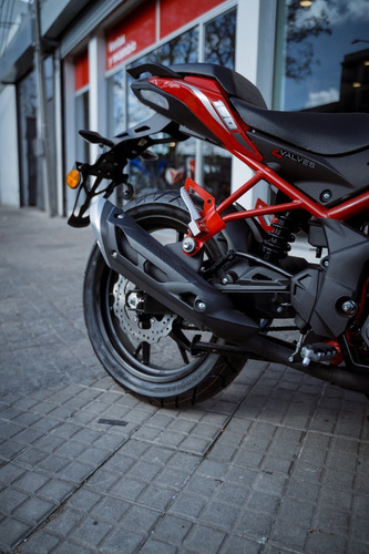 Imagen 11 de 18 de Benelli Tnt150i Inyección - Financiación Al 100% - Bike Up