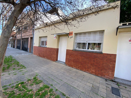 Casa En Venta En Caseros