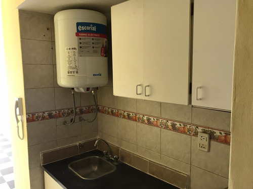 Monoambiente En Alquiler En Ramos Mejía. Excelente Ubicación