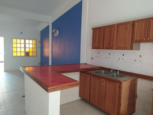 Imagen 11 de 30 de Preciosa Casa En Venta De Playa Ubicada En Chichiriviche /&% 2 3 - 2 4 4 7 1 Kl Rah &%%