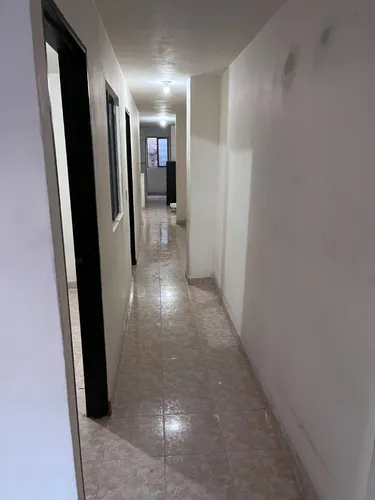 Edificio De 4 Pisos Con 3 Apartamentos Y Un Local