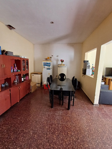 Vendo U$s 30.000 Casa Acebal/ C. Calderón 3 Dormi Fondo,coch