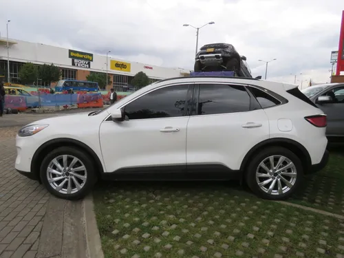 Ford Escape 2.0 Titanium