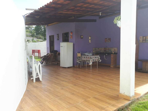 Bela Chácara Em Condomínio