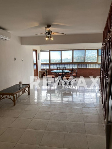 Imagen 11 de 12 de Venta De Apartamento En Catia La Mar Urbanizacion Playa Grande Residencias Jurel Cerca Del Hotel Marriott