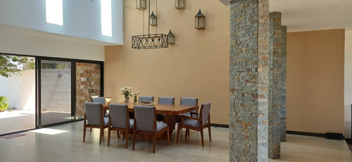 Casa En Venta Privada Nortemerida 4 Rec, Piscina, Amenidades De Lujo