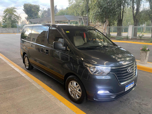 Alquiler De Combis, Vans Ejecutivas, Minibús Viajes A Todo