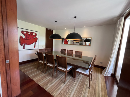 Precioso Dúplex / 5 D + 6 B + Serv. + 5 E / Los Domínicos