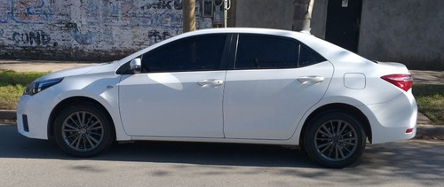Imagen 5 de 9 de Toyota Corolla 2016 1.8 Xli Mt 140cv