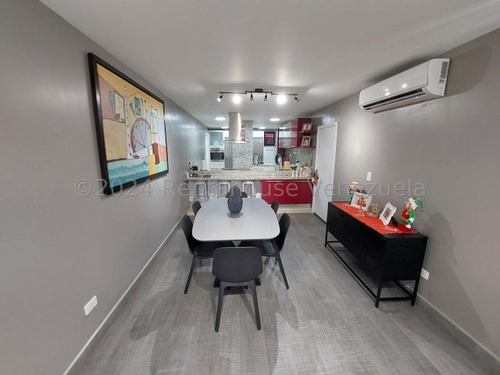 Penthouse ( 2 Niveles/ Amoblado/ Equipado) Venta Buenaventura Suites ( Guarenas) Mls - 24-14332