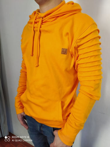 sudadera amarilla para hombre