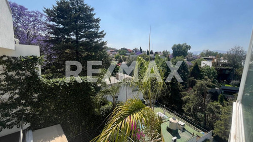 Casa En Venta A 3 Cuadras De Av. De Las Palmas Con Terraza Y Seguridad