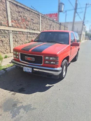 Chevrolet Silverado Pickup Silverado 2500 Custom 4vel Mt