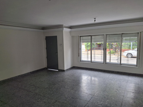 Casa De 6 Ambientes En Alquiler La Lucila