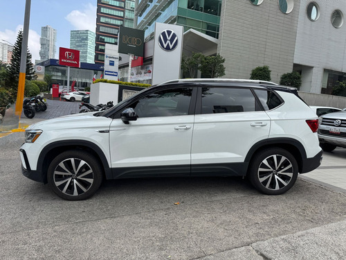 Volkswagen Taos 1.4 Tsi Highline At