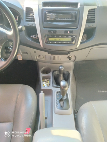 Toyota Hilux 3.0 Cd Srv Cuero I 171cv 4x4 4at 2011