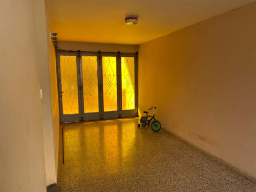 Casa+ Galpón En Venta Sobre Sgto Cabral Sjn