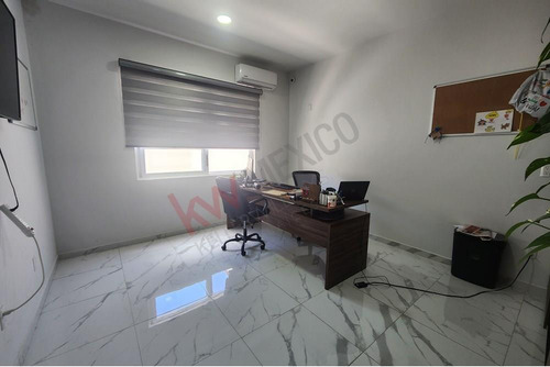 Venta De Edificio En Zona Céntrica De Querétaro, Ideal Para Oficinas