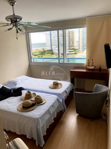 Departamento En Venta De 3 Dormitorios En Torre Nueva York.