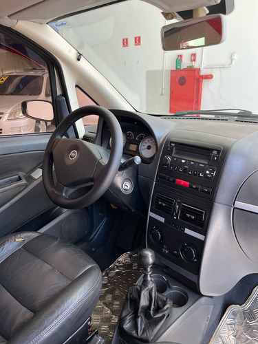 Fiat Idea 1.4 Elx Flex 5p