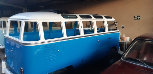 Imagem 8 de 15 de Vw Kombi 75 Vw Bus Corujinha Combi Jarrinha Tenho Diversas