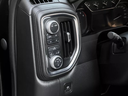 GMC Sierra 5.4 Cabina Regular Sle 4x4 At