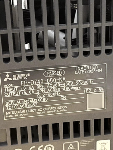 Variador De Frecuencia Mitsubishi D700 Motor 1 Hp Trifasico (Usado)