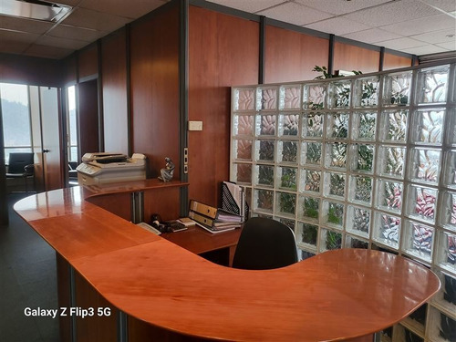 Oficina En Arriendo En Providencia