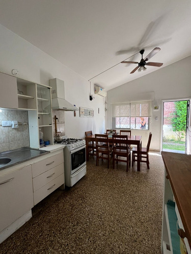 Venta De Amplia Y Hermosa Casa Mar En Santa Teresita, Calle 7 Nº 457, La Costa