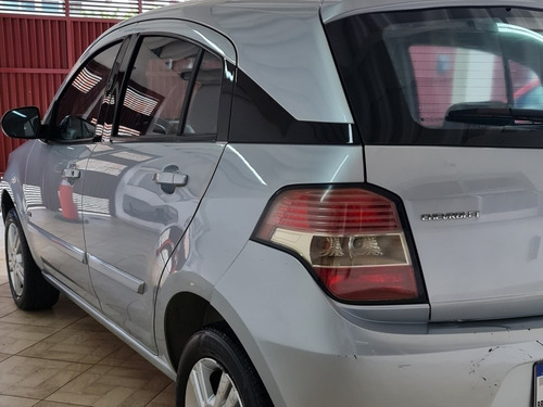Imagem 3 de 10 de Chevrolet Agile 2010 1.4 Ltz 5p