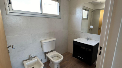 Venta Departamento En Duplex 3 Ambientes - Parque Chacabuco