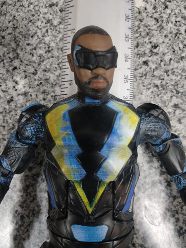 Dc Multiverse Black Lightning, Batman Ninja Wave!! (Usado)
