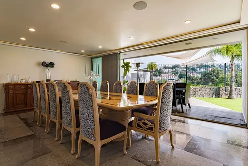 Residencia En Venta En Calle Cerrada En Tecamachalco