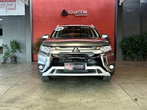 Mitsubishi Outlander 3.0 MIVEC V6 GASOLINA HPE-S AWD AUTOMÁTICO
