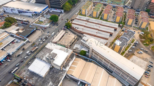 Edificio Industrial En Venta En La California Norte Mls #23-7537