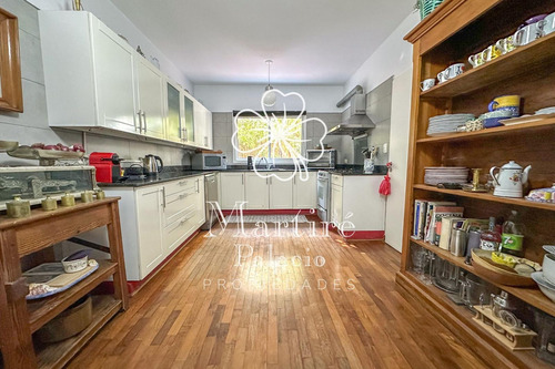 Casa En Venta, 5 Habitaciones, Punta Chica Dentro De Barrio Cerrado