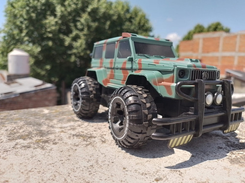 Auto A Radio Control Remoto Camioneta 4x4 Color Verde claro