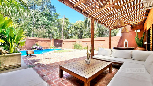 Casa Remodelada En Venta En Punta Chica, San Fernando
