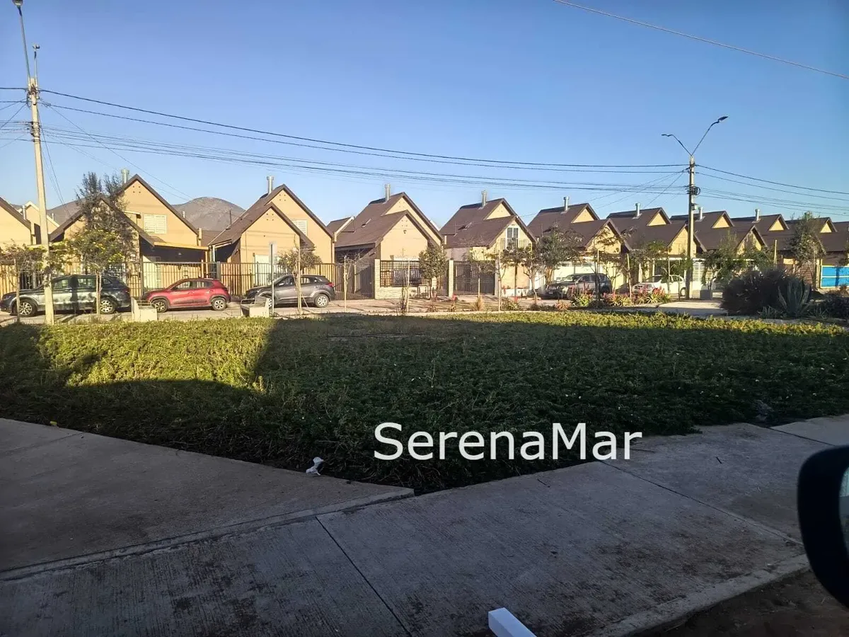 Imagen 4 de 25 de Arriendo Casa Nueva 3 Dormitorios 3 Baños 2 Estacionamientos
