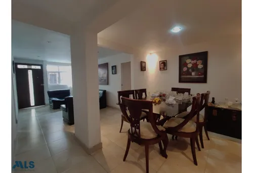 Primer Piso En Venta Altavista Parte Baja(mls#253203)
