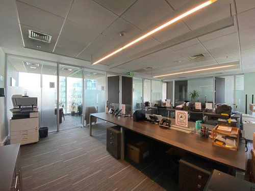 Imagen 3 de 30 de Oficina Amueblada/ Nueva Las Condes / Alto Estandar