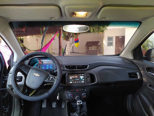 Chevrolet Onix 1.4 2017 Negro Hatchback