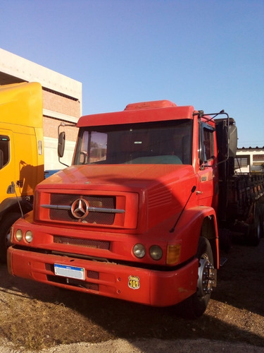 Imagem 2 de 2 de Mb 1620 2005 6x2 Carroceria